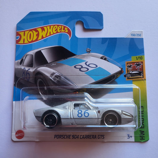 Silver Porsche 904 Carrera GT